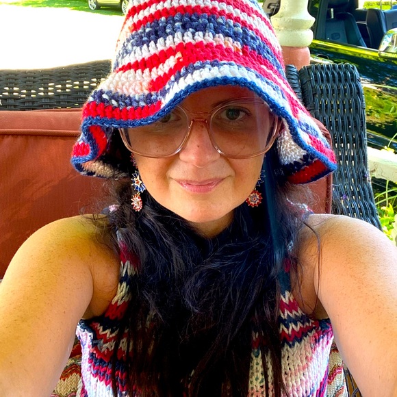 Meet your Posher, Kate - Picture 1 of 1